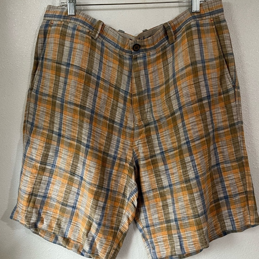 Tommy Bahama plaid  size 38 linen blend Bermuda shorts
